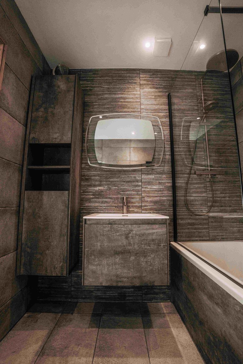 Full bathroom showing all zones, industrial luxury